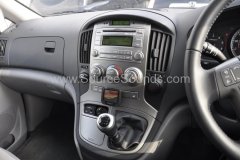 Hyundai i800 2015 bluetooth upgrade 003.JPG