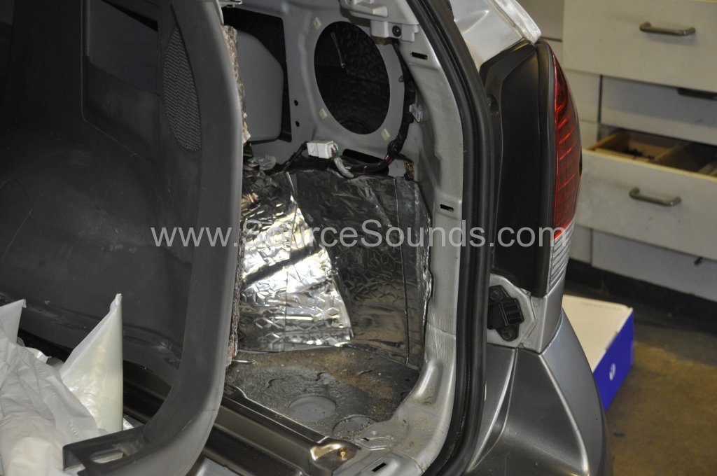Hyundai Santa Fe 2005 sound proofing upgrade 002