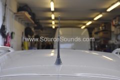 Infiniti QX70s DAB roof aerial 007