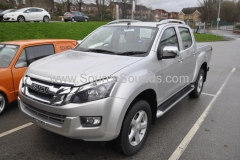 Isuzu DMax 2014 navigation upgrade 001