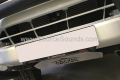 Isuzu DMax 2017 front sensors 004