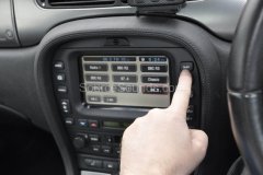 jaguar-s-type-2007-digital-tv-upgrade-005