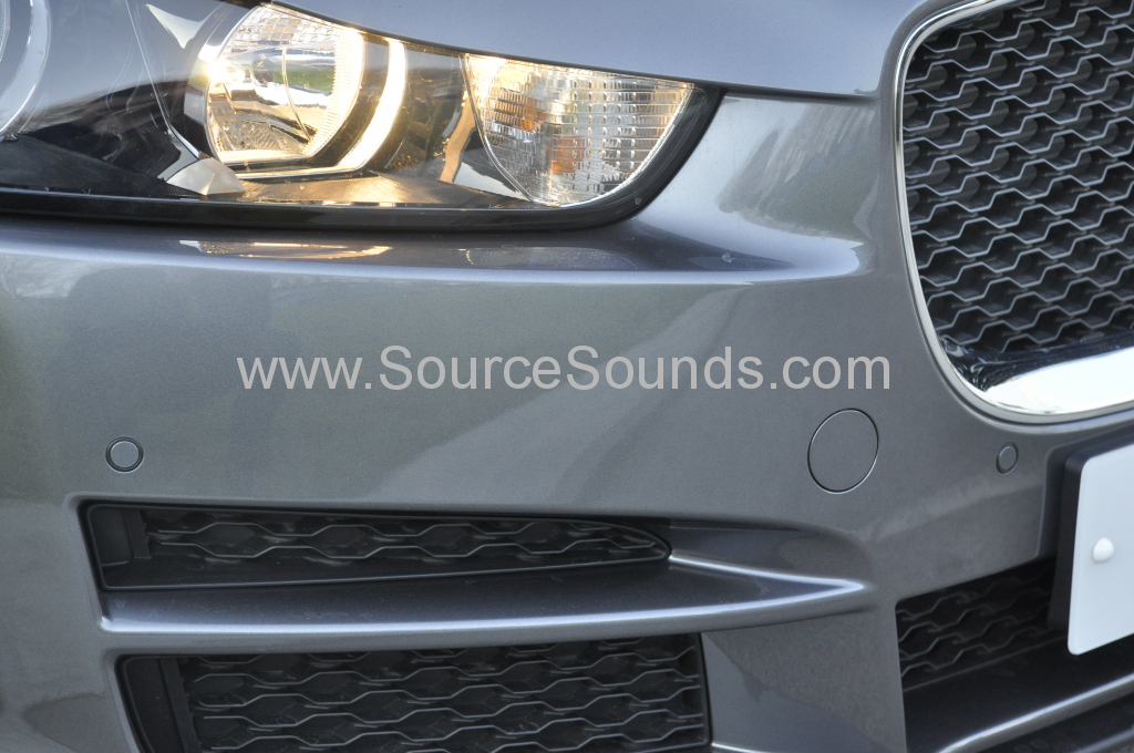 Jaguar XE 2015 front parking sensor upgrade 005