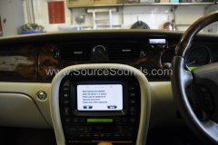 Jaguar XJ 2005 bluetooth upgrade 003