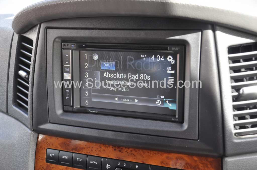 Jeep Cherokee 2006 Navigation upgrade 007