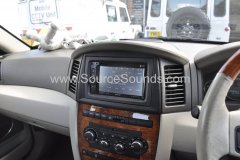 Jeep Grand Cherokee 2006 DAB upgrade 003