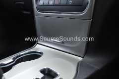 Jeep Grand Cherokee Overland 2012 DAB upgrade 003