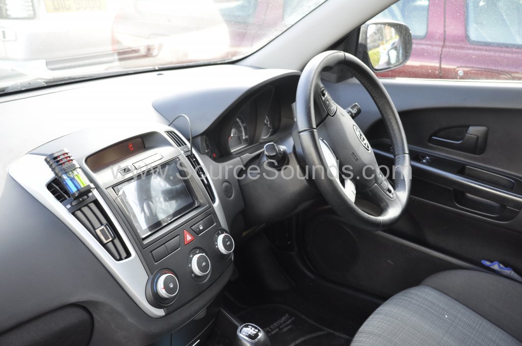 Kia Ceed 2011 parrot asteroid smart upgrade 003
