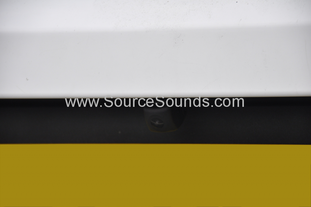 Kia Sportage 2014 reverse camera upgrade 003