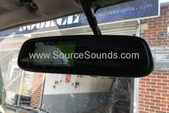 Landrover Defender reverse camera 005