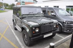 Landrover Defender 1998 reverse camera upgrade 001