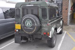 Landrover Defender 1998 reverse camera upgrade 002