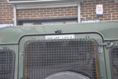 Landrover Defender 1998 reverse camera upgrade 004