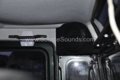 Landrover Defender audio upgrade 013