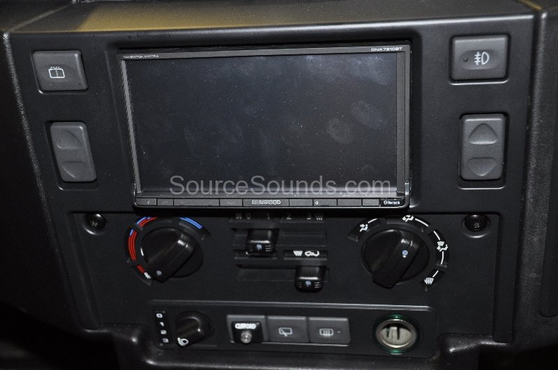 landrover-defender-2010-navigation-upgrade-005 landrover-defender-2010-navigation-upgrade-005