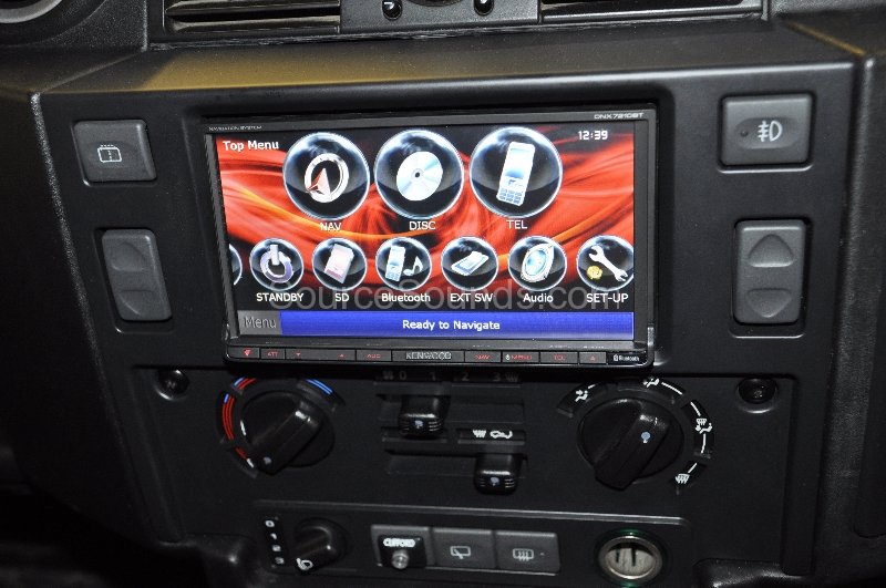 landrover-defender-2010-navigation-upgrade-009