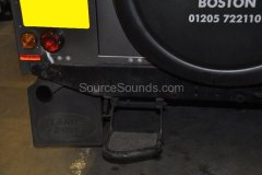 landrover-defender-2010-parking-sensor-upgrade-003