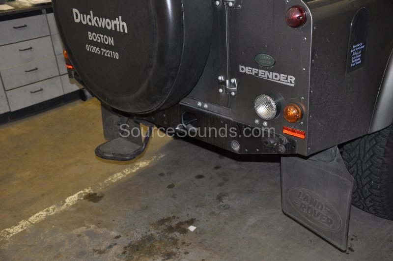 landrover-defender-2010-parking-sensor-upgrade-006