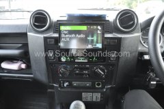 Landrover Defender 2010 screen upgrade 005