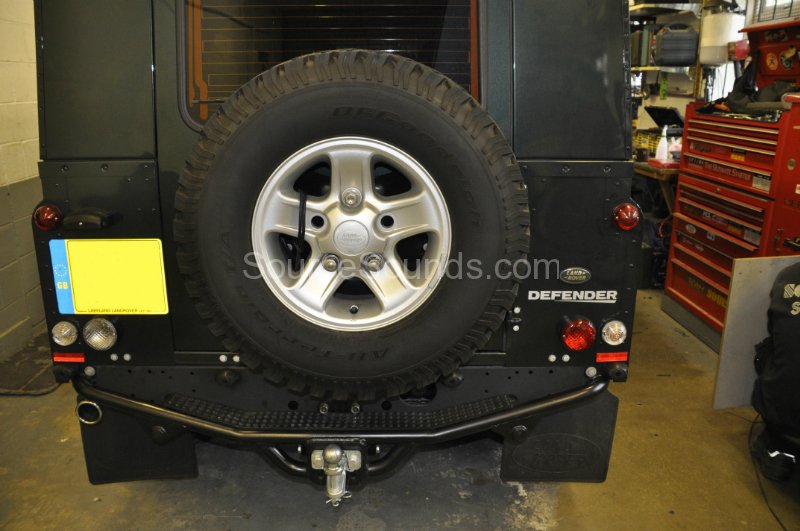 landrover-defender-2012-rear-parking-sensors-004