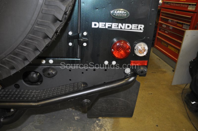 landrover-defender-2012-rear-parking-sensors-006