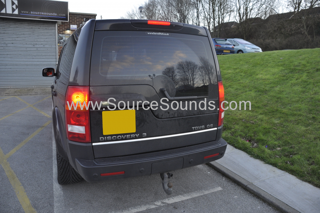 Landrover Discovery 3 2007 reverse camera upgrade 002