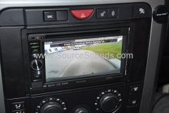 Landrover Discovery 3 2007 reverse camera upgrade 006