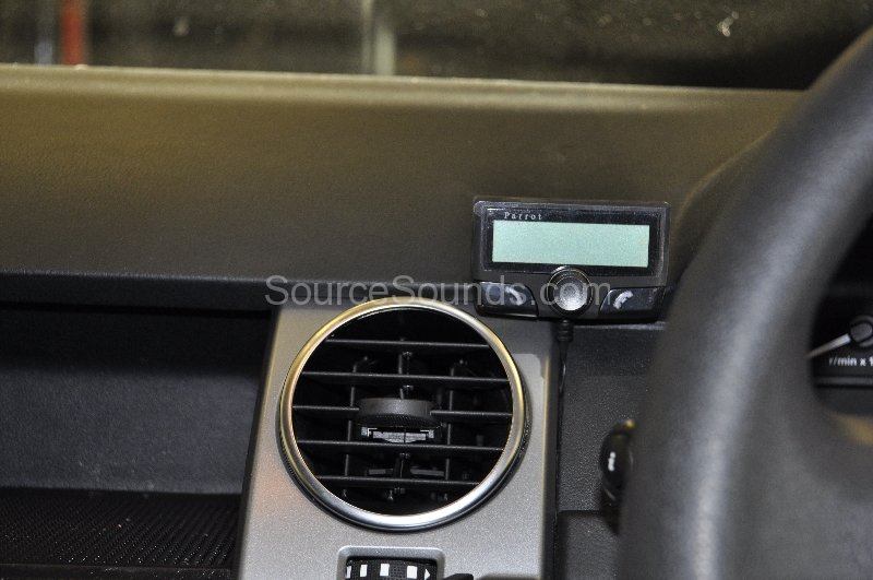 landrover-discovery-3-bluetooth-upgrade-004