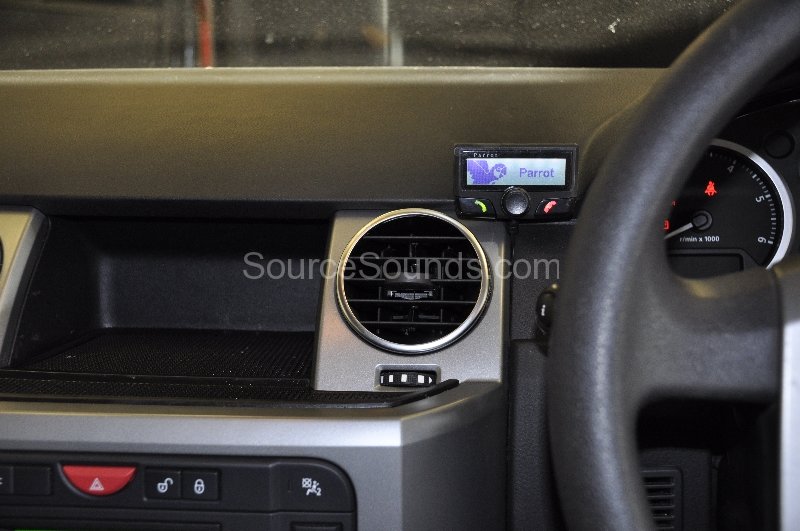 landrover-discovery-3-bluetooth-upgrade-005