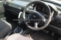 Landrover Freelander 2005 Parrot asteroid smart upgrade 003