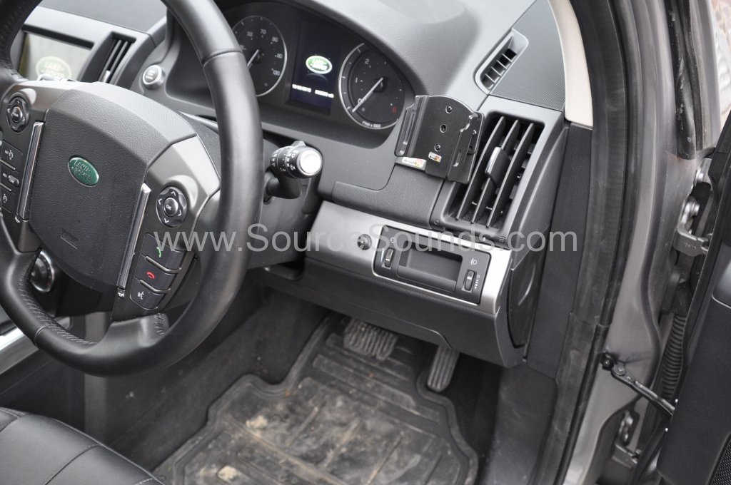 Landrover Freelander 2013 front parking sensor upgrade 007.JPG