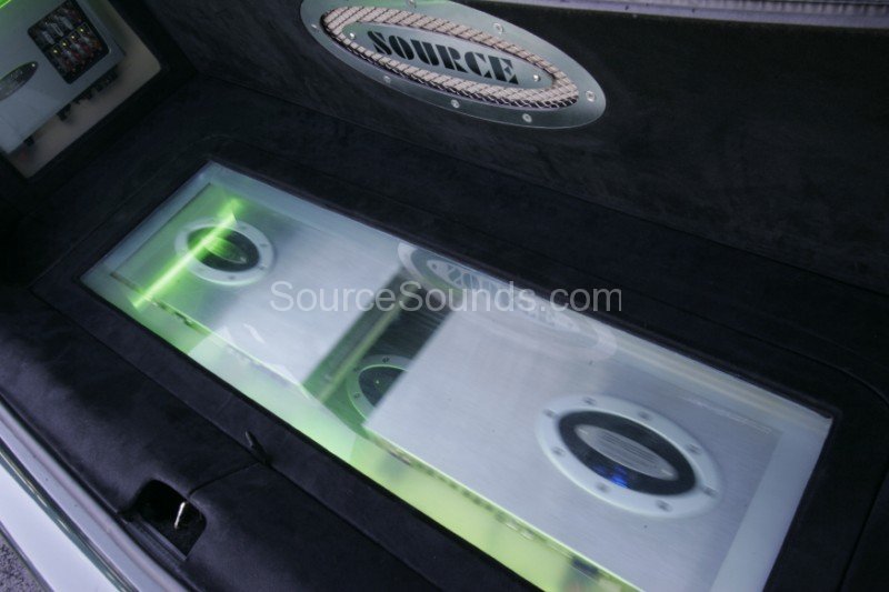 Lexus_IS200_Grantresized_Car_Audio_Sheffield_Source_Sounds21