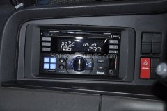 man-truck-2008-stereo-upgrade-005