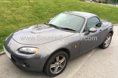 Mazda MX5 2007 DAB screen upgrade 001