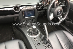 Mazda MX5 2007 DAB screen upgrade 005
