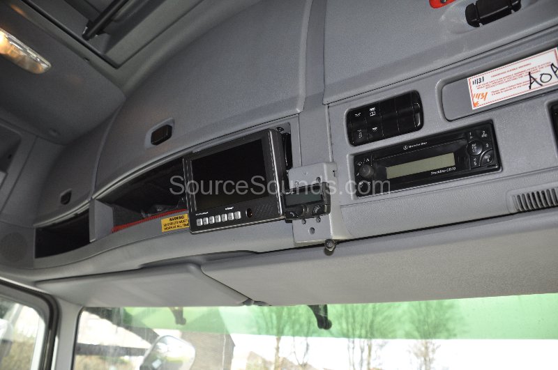 mercedes-actros-2007-tanker-reverse-camera-upgrade-004 mercedes-actros-2007-tanker-reverse-camera-upgrade-004