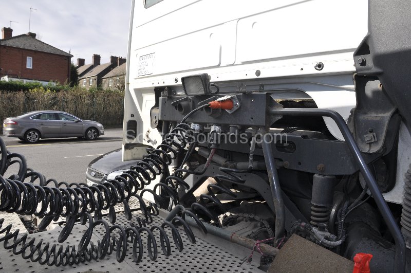 mercedes-actros-2007-tanker-reverse-camera-upgrade-015 mercedes-actros-2007-tanker-reverse-camera-upgrade-015
