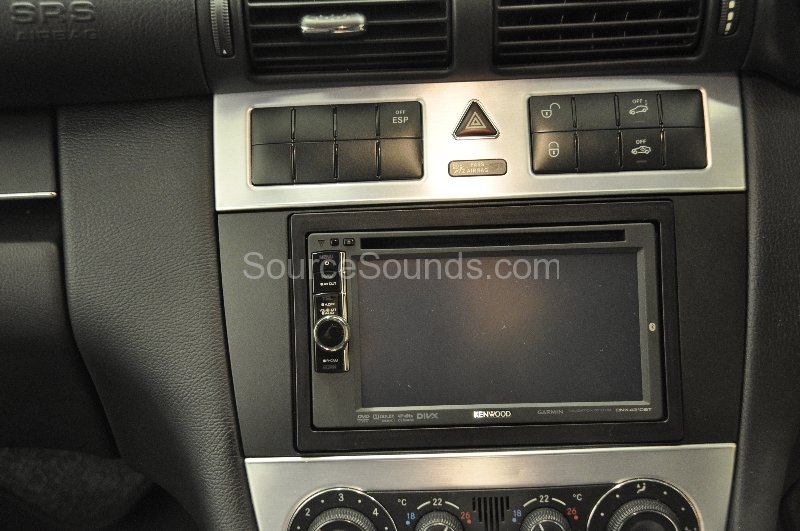 mercedes-c180-2006-navigation-upgrade-004 mercedes-c180-2006-navigation-upgrade-004