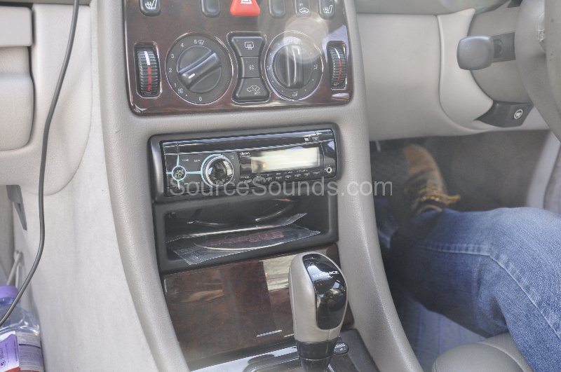 mercedes-clk-stereo-upgrade-004