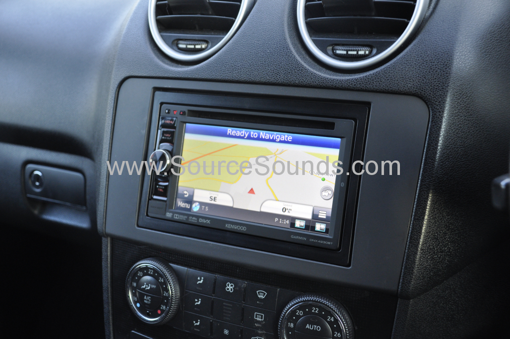 Mercedes ML 2006 navigation upgrade 006