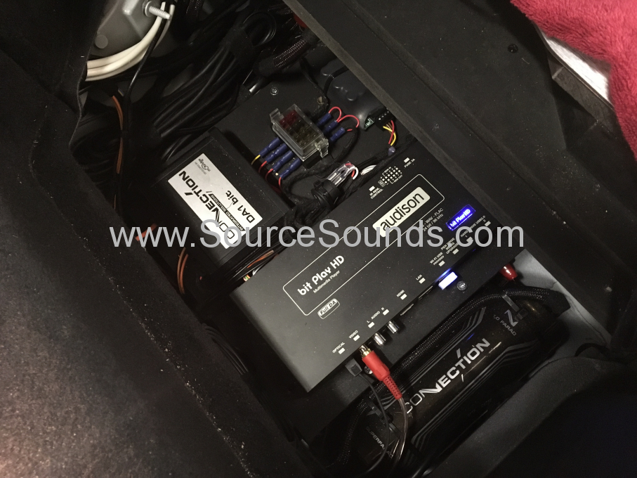 Mercedes SL500 2013 digital audio upgrade 002