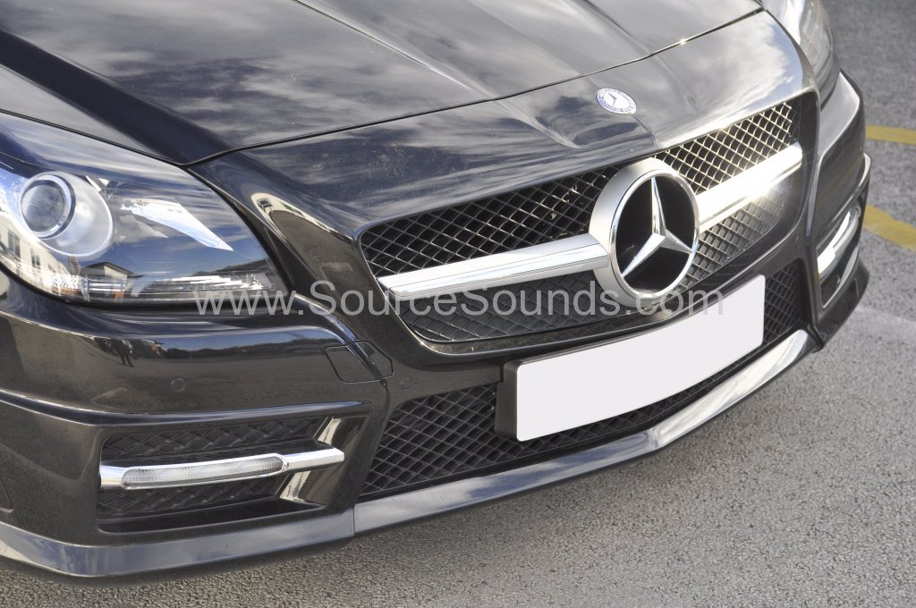 Mercedes SLK200 2012 parking sensor upgrade 002