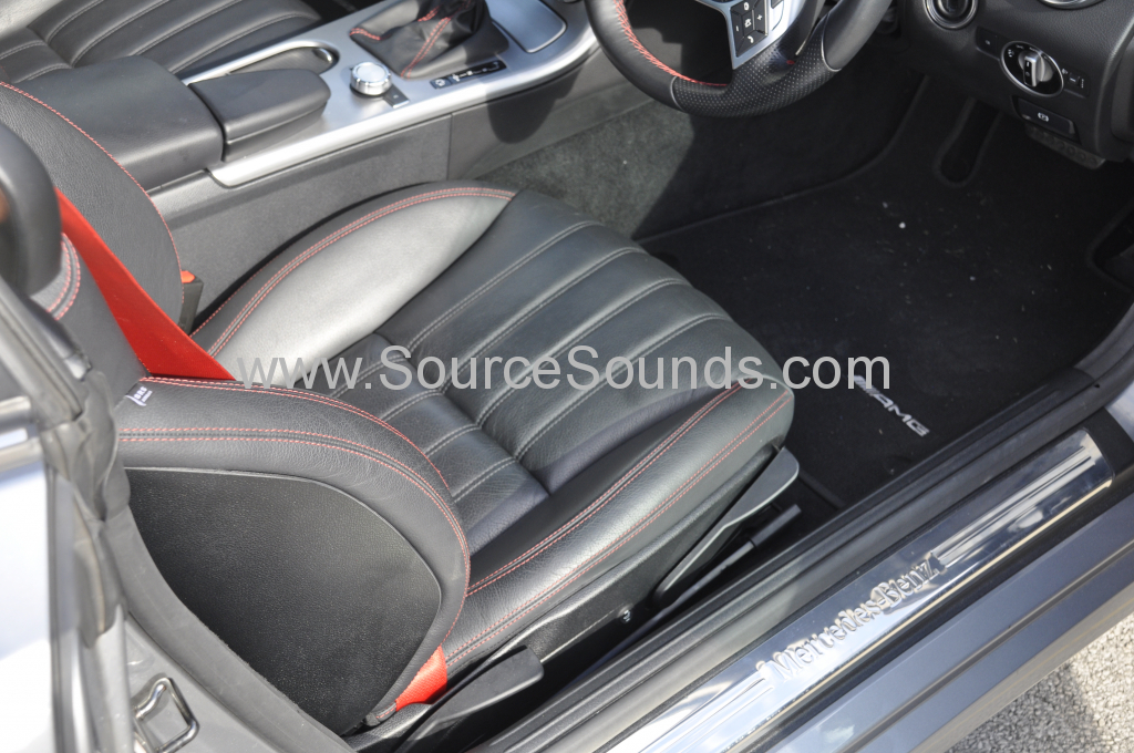 Mercedes SLK 2015 heated seats 002