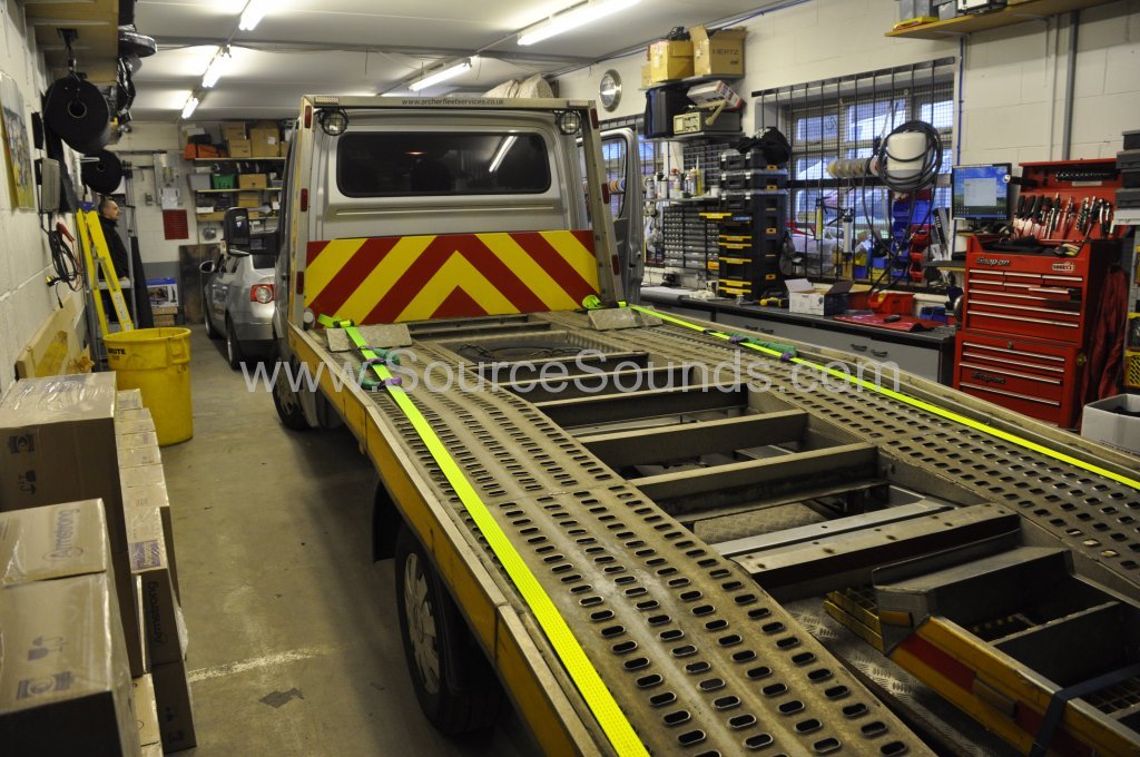 Mercedes Sprinter 2010 DAB upgrade 002