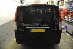 mercedes-viano-2009-dvd-roof-screen-006