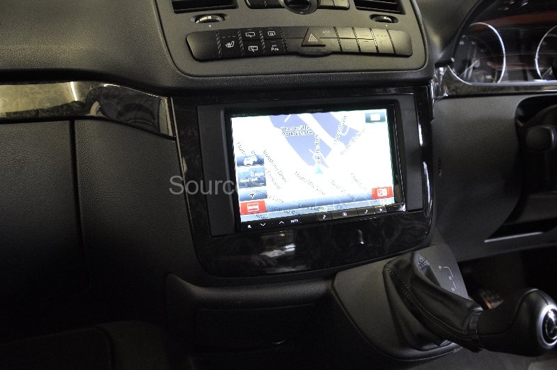 mercedes-viano-digital-tv-upgrade-005