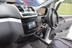 mercedes-vito-2006-stereo-upgrade-004