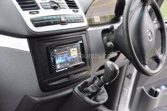 mercedes-vito-2006-stereo-upgrade-005