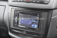 Mercedes Vito 2014 DAB screen upgrade 003