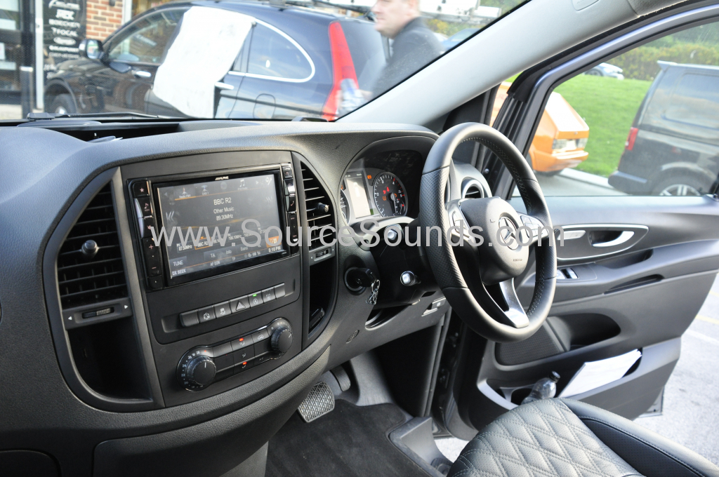 Mercedes Vito 2015 Alpine navigation upgrade 004